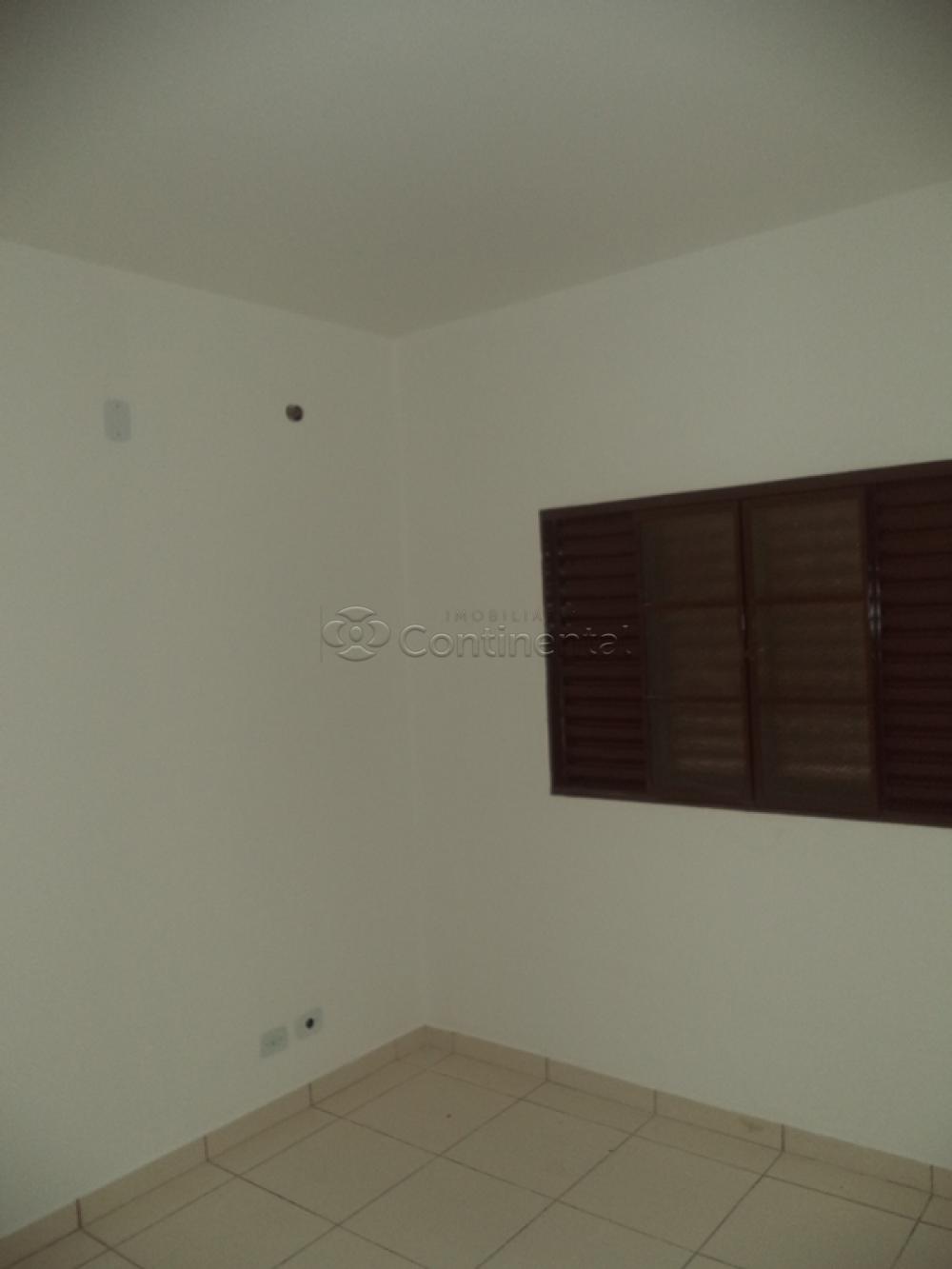 Alugar Apartamento / Padrão em Dourados R$ 534,00 - Foto 6