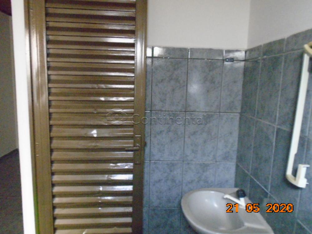 Alugar Apartamento / Kitinete em Dourados R$ 500,00 - Foto 4