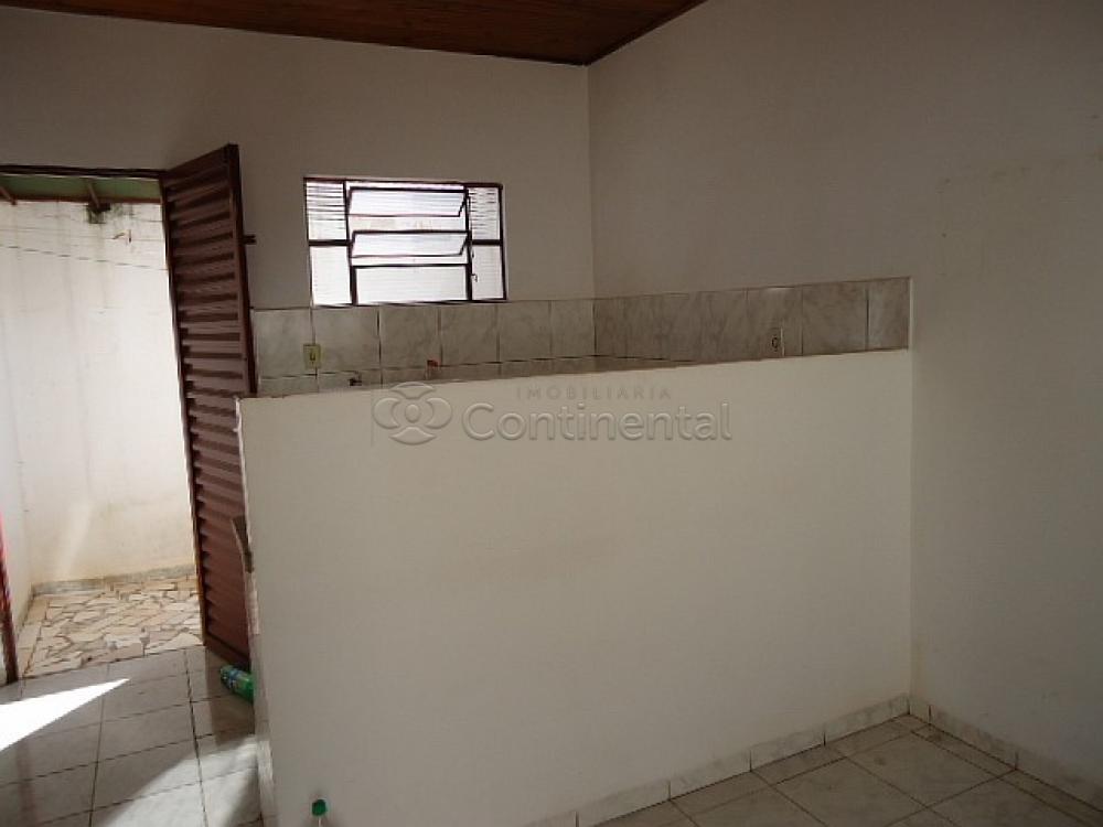 Alugar Apartamento / Kitinete em Dourados R$ 500,00 - Foto 3 Alugar Apartamento / Kitinete em Dourados R$ 500,00 - Foto 3