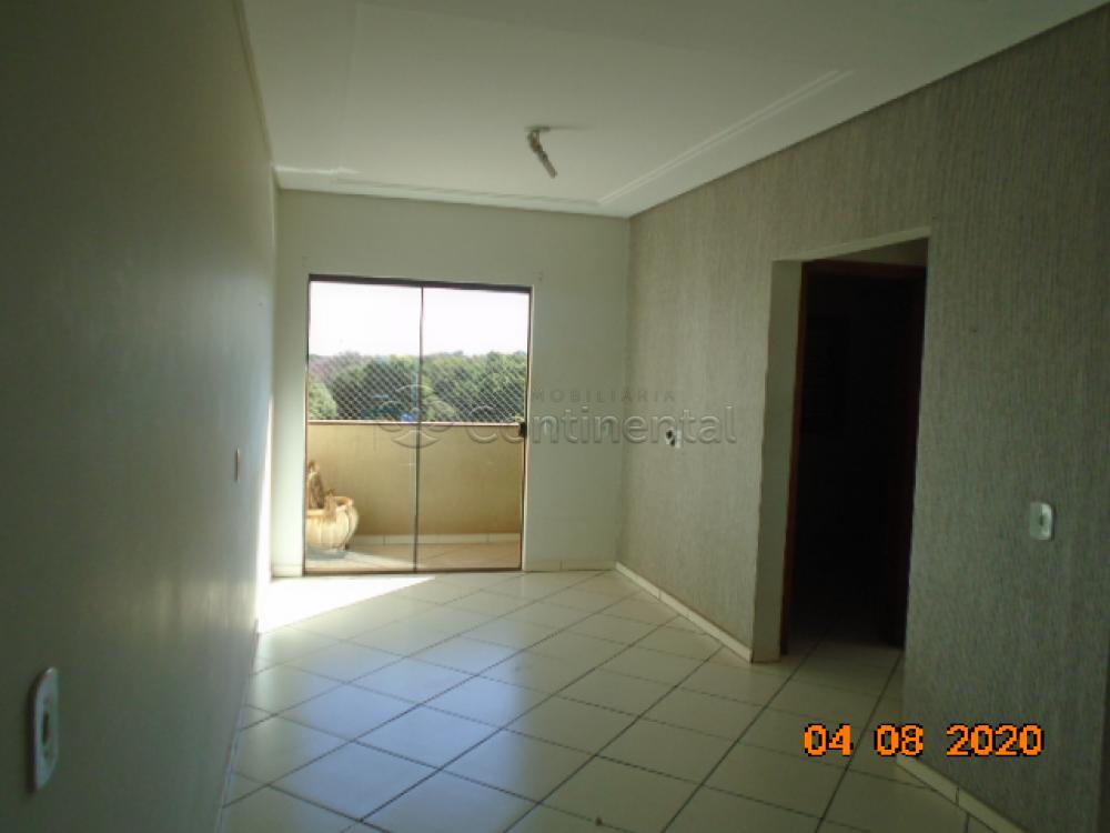 Alugar Apartamento / Padrão em Dourados R$ 750,00 - Foto 3