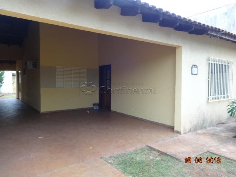 Alugar Casa / Padrão em Dourados R$ 1.100,00 - Foto 3