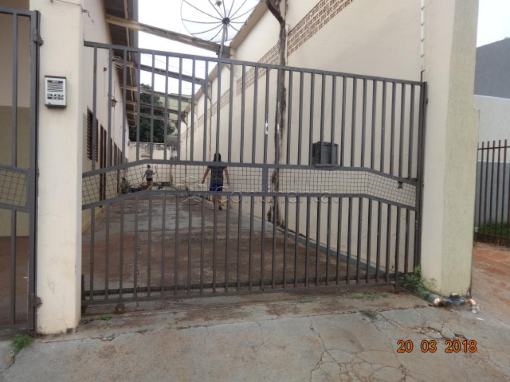Alugar Apartamento / Kitinete em Dourados R$ 850,00 - Foto 2