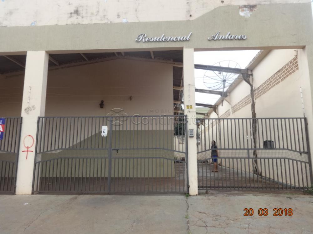 Alugar Apartamento / Kitinete em Dourados R$ 850,00 - Foto 4