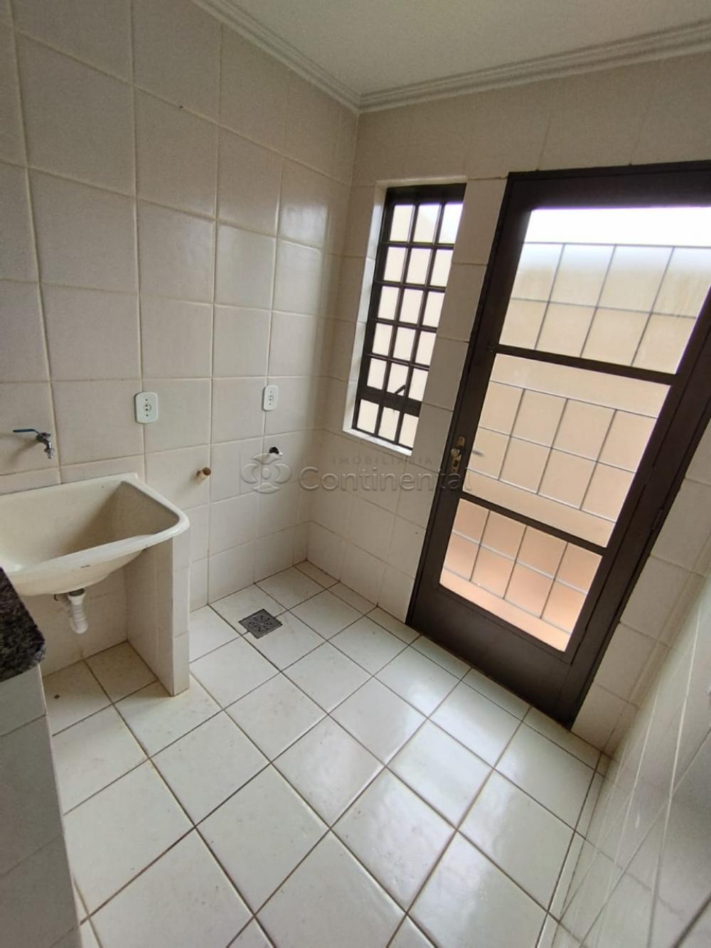 Alugar Apartamento / Padrão em Dourados R$ 1.600,00 - Foto 11