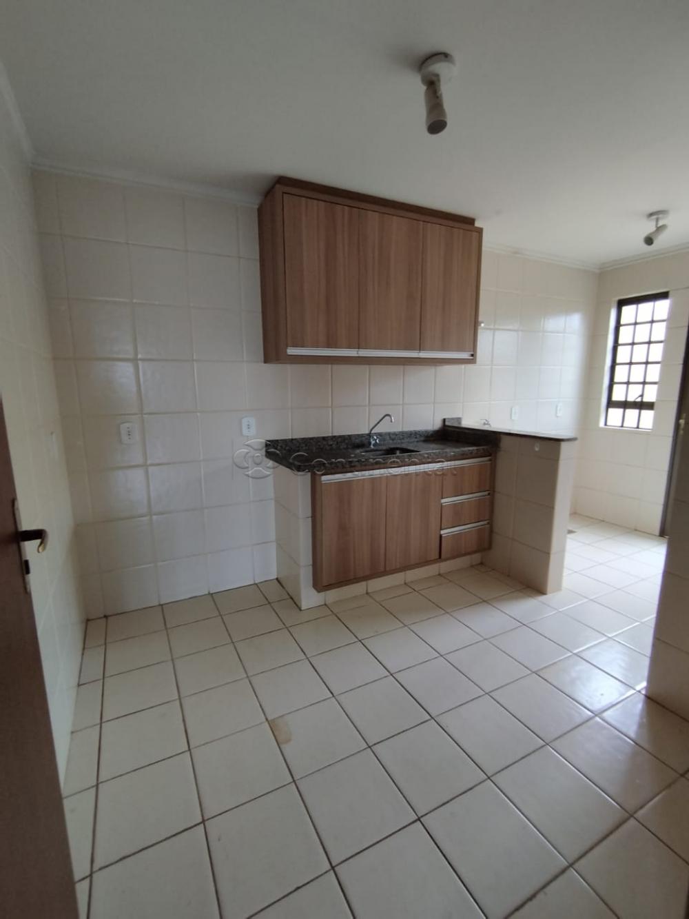 Alugar Apartamento / Padrão em Dourados R$ 1.600,00 - Foto 7