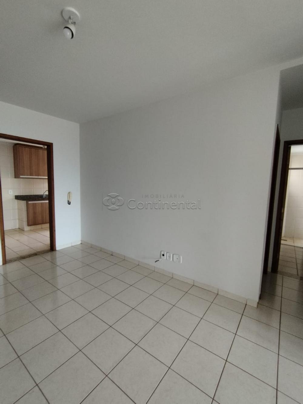 Alugar Apartamento / Padrão em Dourados R$ 1.600,00 - Foto 5