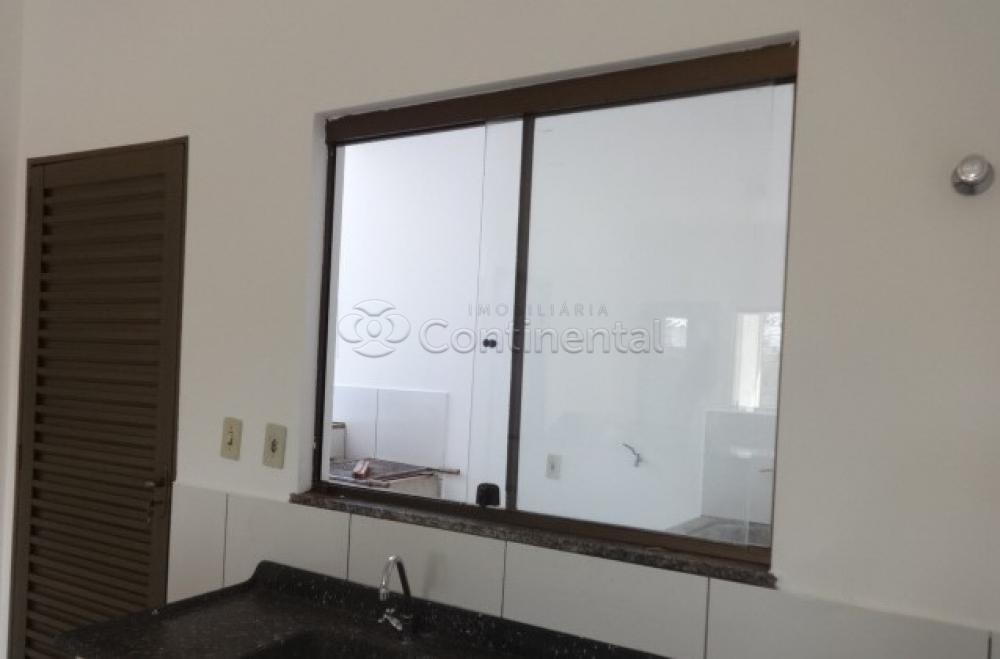 Alugar Apartamento / Padrão em Dourados R$ 1.400,00 - Foto 7