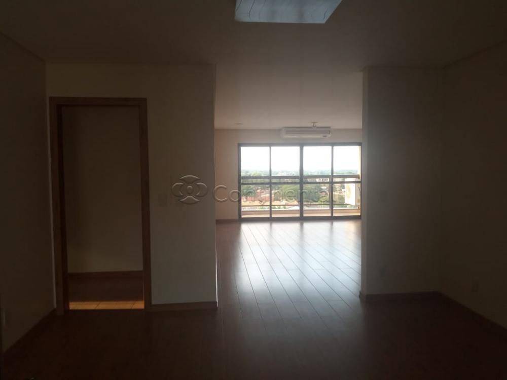 Alugar Apartamento / Padrão em Dourados R$ 4.000,00 - Foto 19