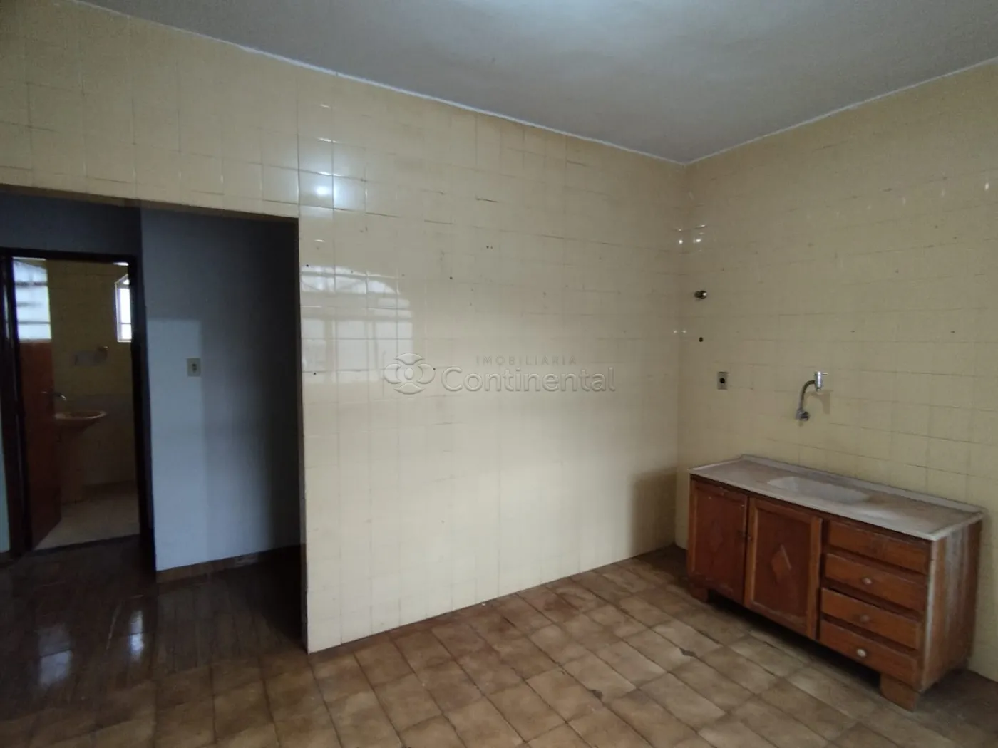 Alugar Casa / Padrão em Dourados R$ 1.300,00 - Foto 4
