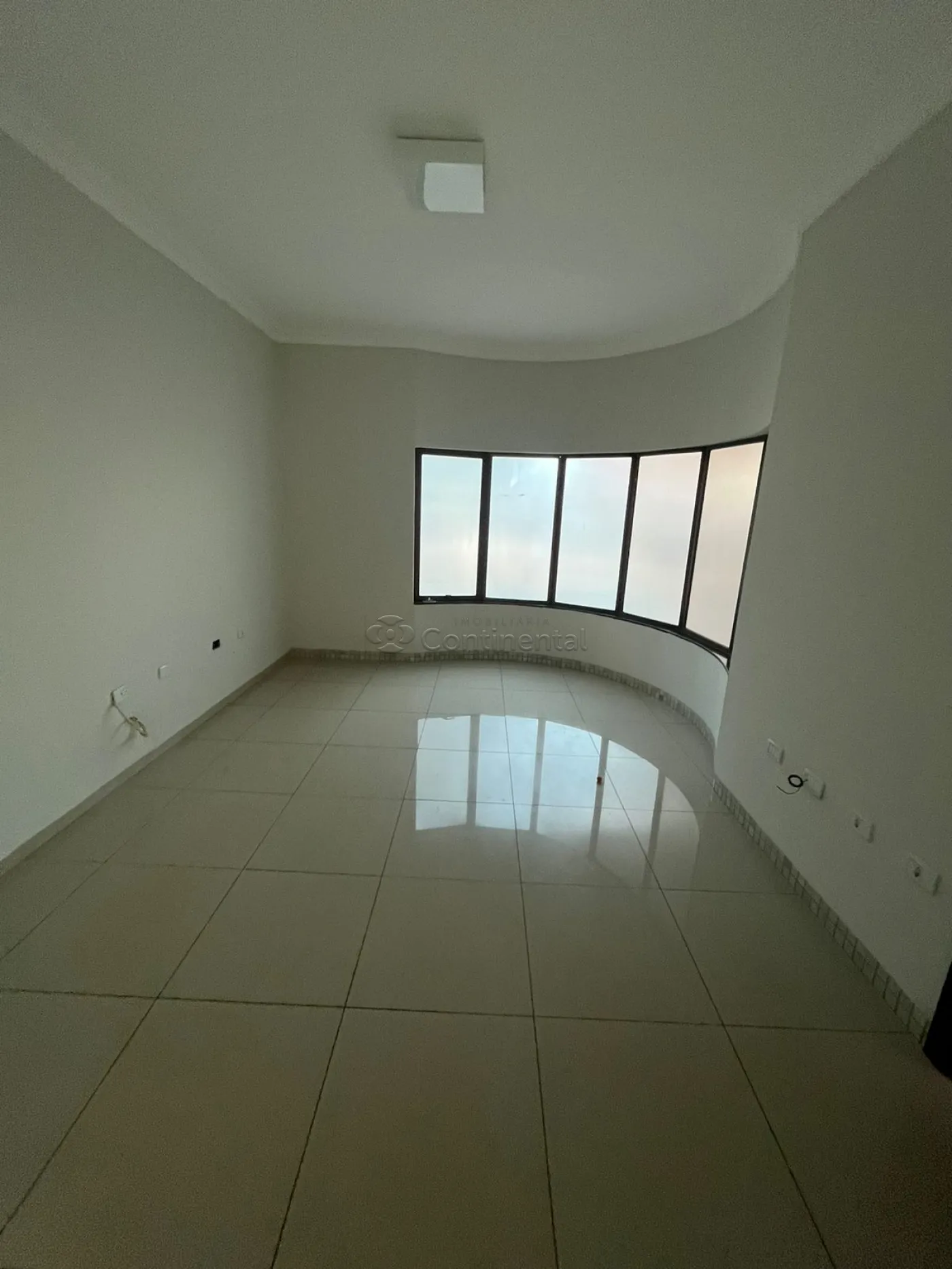 Alugar Casa / Padrão em Dourados R$ 3.800,00 - Foto 4