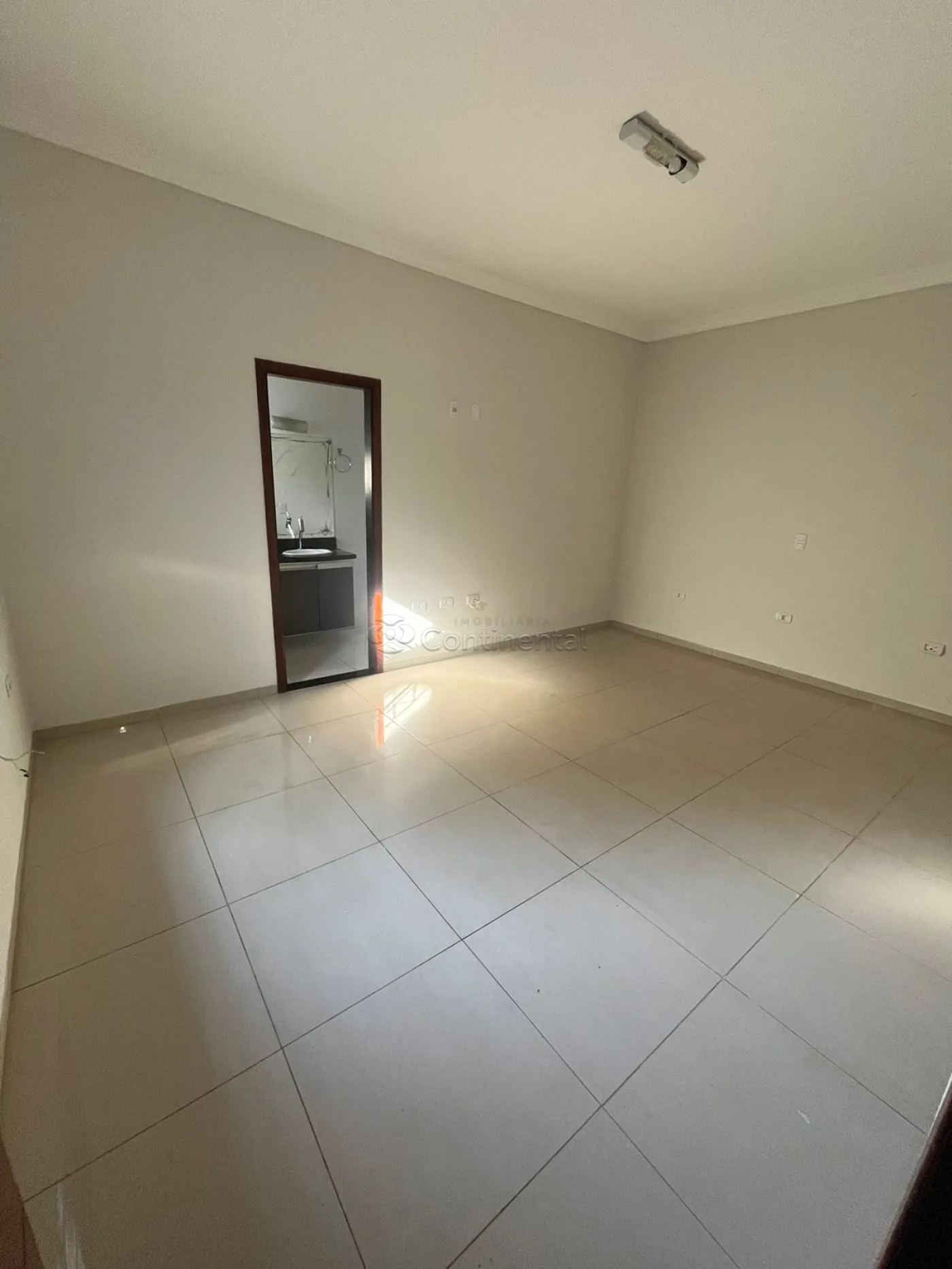 Alugar Casa / Padrão em Dourados R$ 3.800,00 - Foto 6