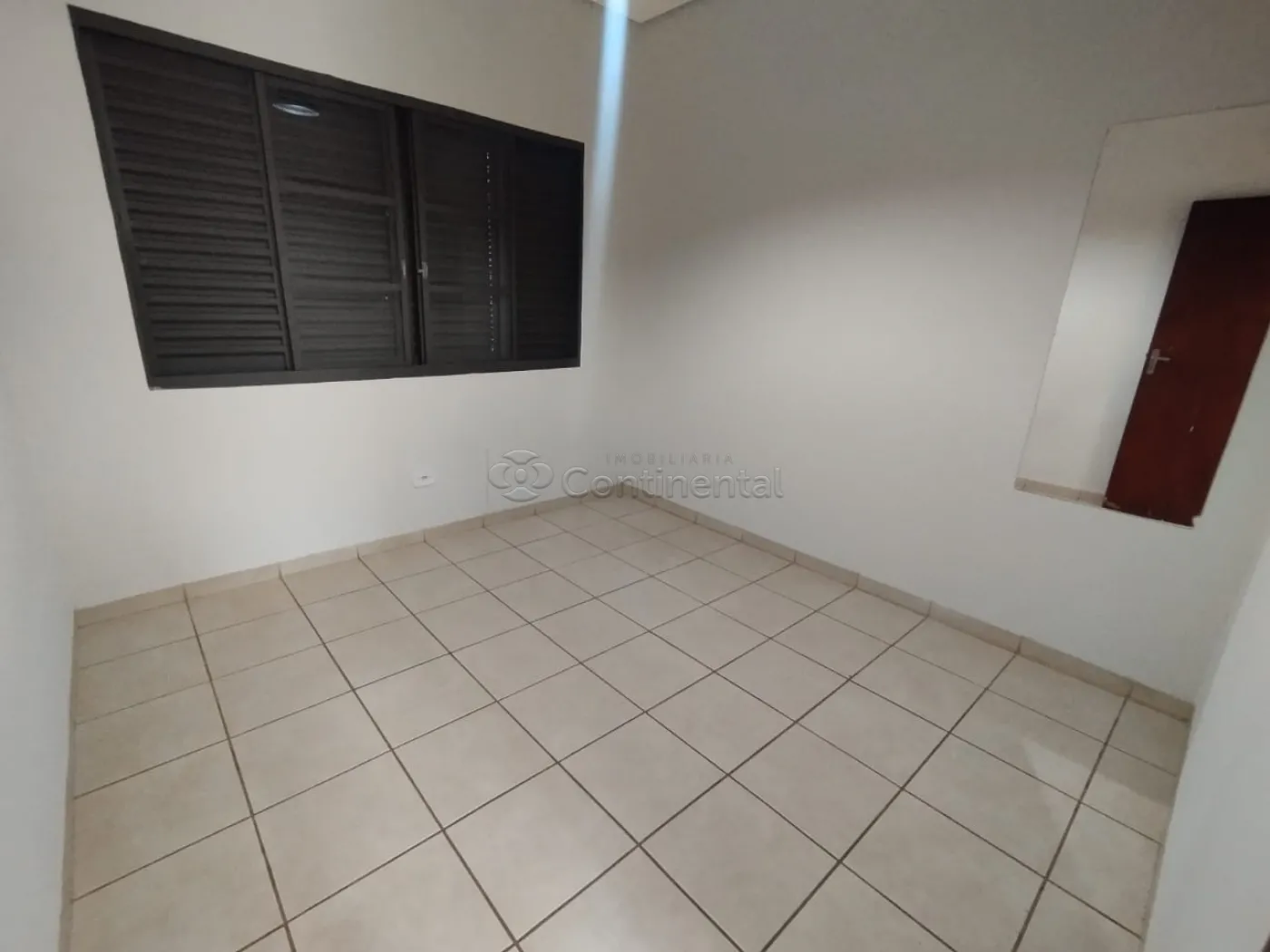 Alugar Casa / Padrão em Dourados R$ 2.500,00 - Foto 4