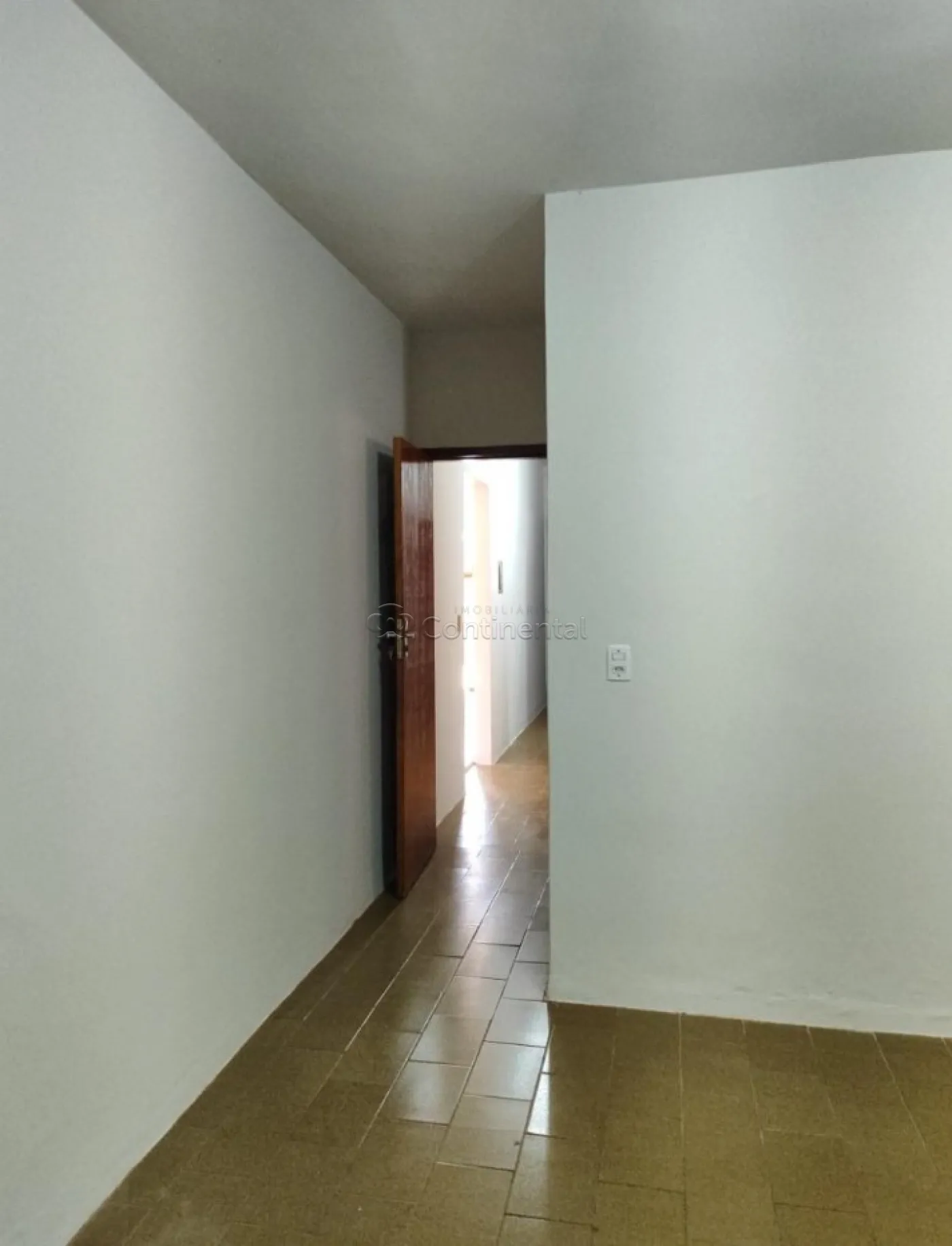 Alugar Casa / Padrão em Dourados R$ 2.200,00 - Foto 9