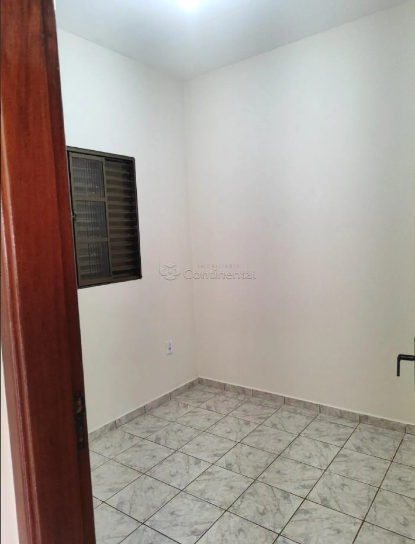 Alugar Apartamento / Kitinete em Dourados R$ 750,00 - Foto 7