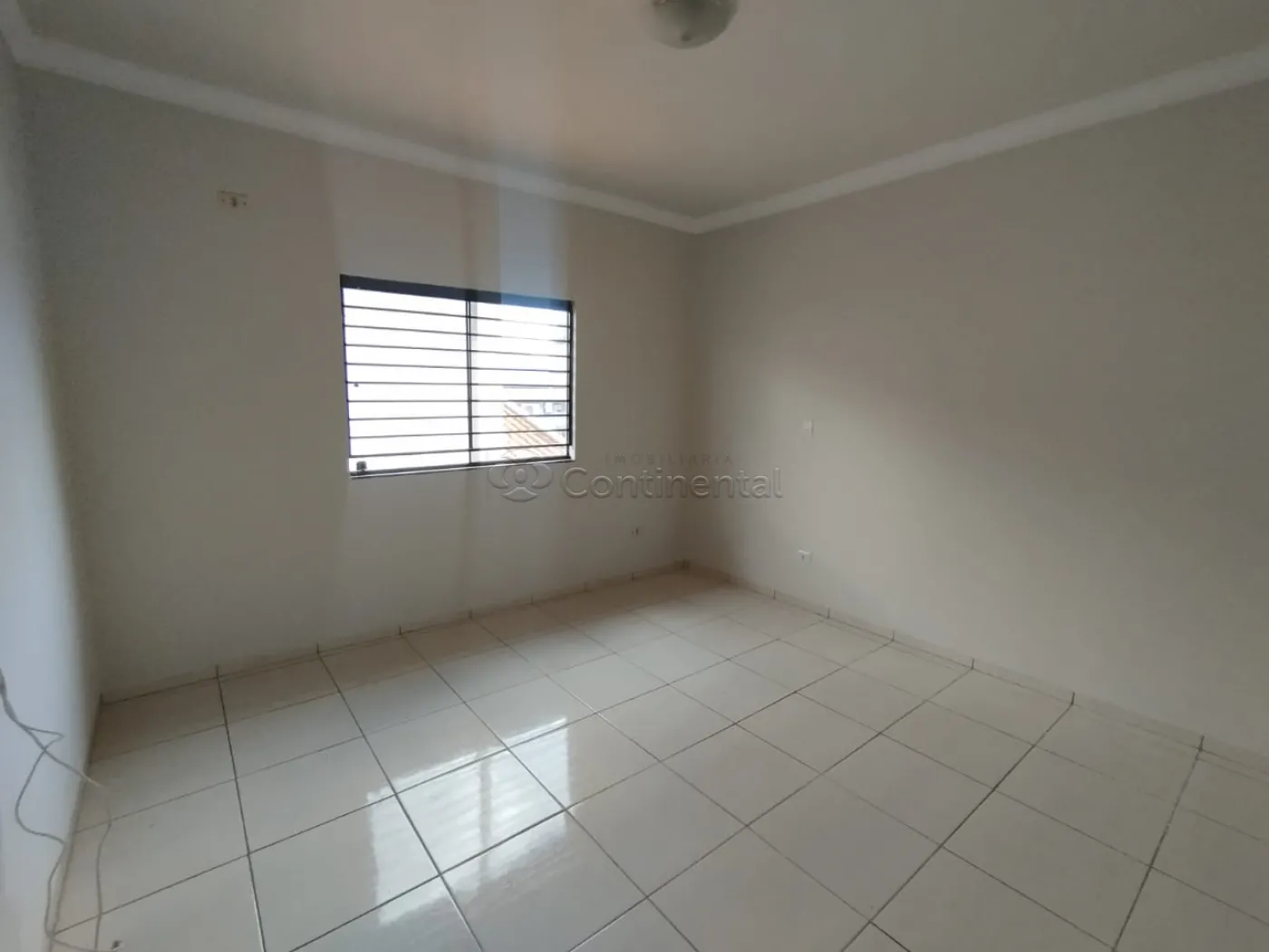 Alugar Casa / Sobrado em Dourados R$ 1.800,00 - Foto 5