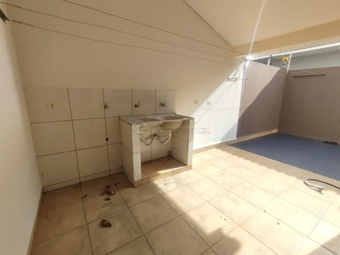 Alugar Casa / Sobrado em Dourados R$ 1.800,00 - Foto 14