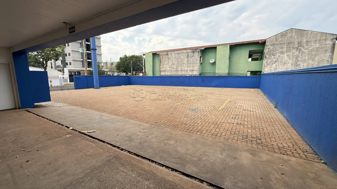 Alugar Comercial / Prédio em Dourados R$ 12.000,00 - Foto 19