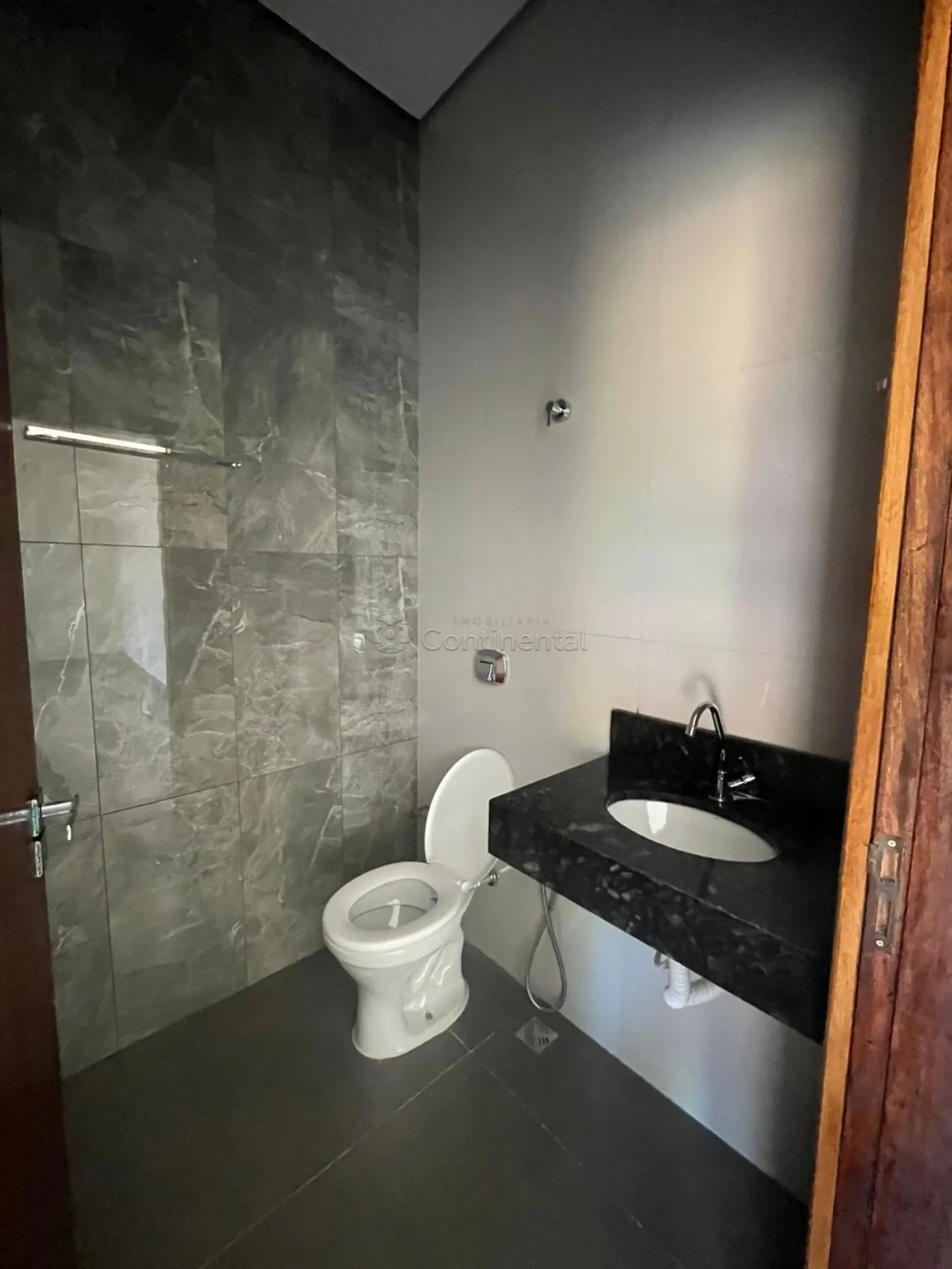Alugar Comercial / Salão em Dourados R$ 1.800,00 - Foto 4