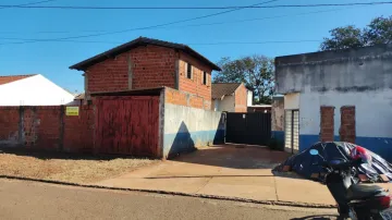 Conjunto de Kitinetes inacabadas na rua Seiti Fukui