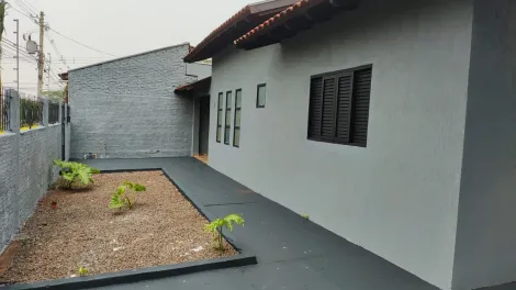 Linda Casa na rua Rita Carolina Farias de Almeida, 630- Jd. Flórida II