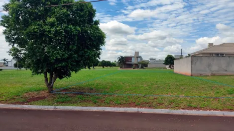 Terreno à venda em Condomínio fechado- Golden Park na rua Dubai - Lote 05 da Quadra 04